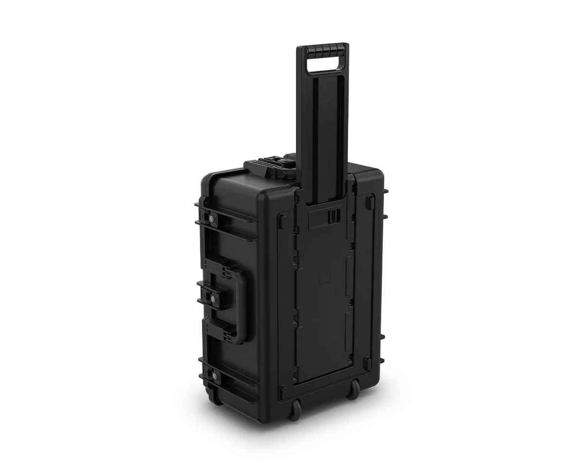 CHAUVET DJ Freedom Par Q9 X8 Wireless LED Uplighter Package with Charging Case - main image